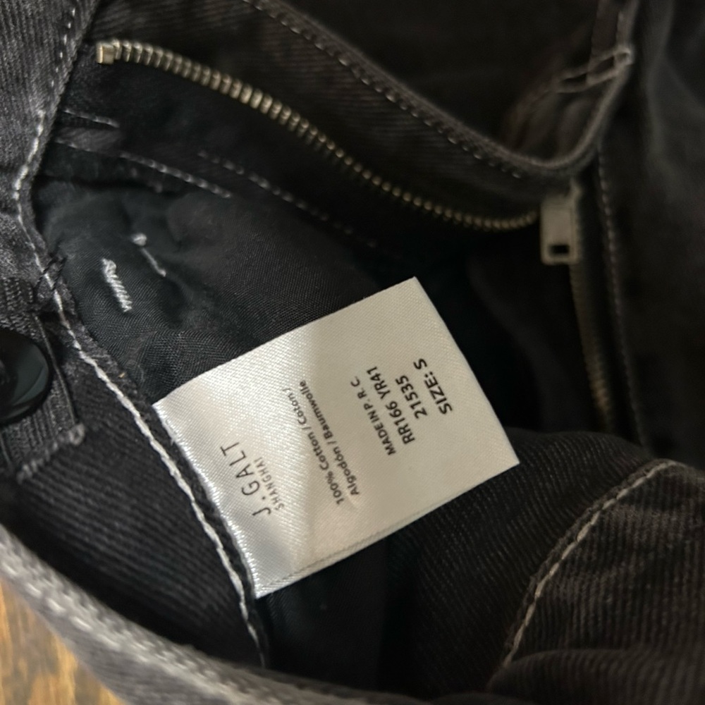 Brandy Melville Black Straight Leg Jeans - Picture 3 of 3